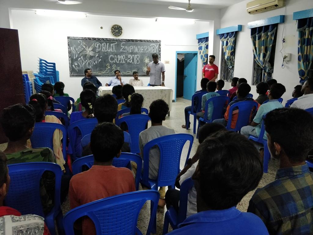 பயிற்சி உள்ளிருப்பு முகாமானது சி.ஆர்.டி.எஸ் நிறுவனம்